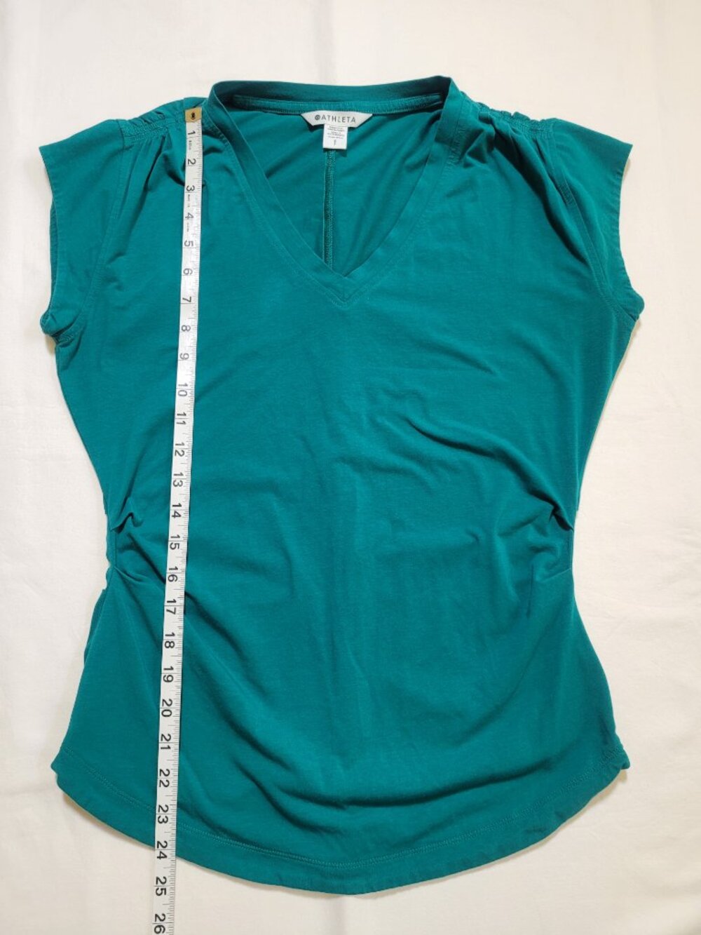 Athleta Outbound V Neck Tee Emerald Green Ruched Cap Sleeve Top Small Athleisure - Picture 5 of 7